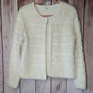 Tyler Boe Cream Fuzzy Sweater Knit Detailing Womens Medium